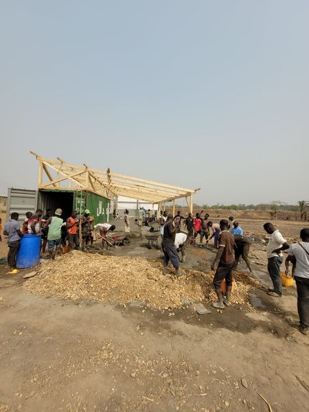 Togo Boden es wuselt 113.jpg